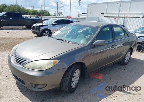 2005 Toyota Camry Le из США, поврежденный, VIN 4T1BE32K85U545028